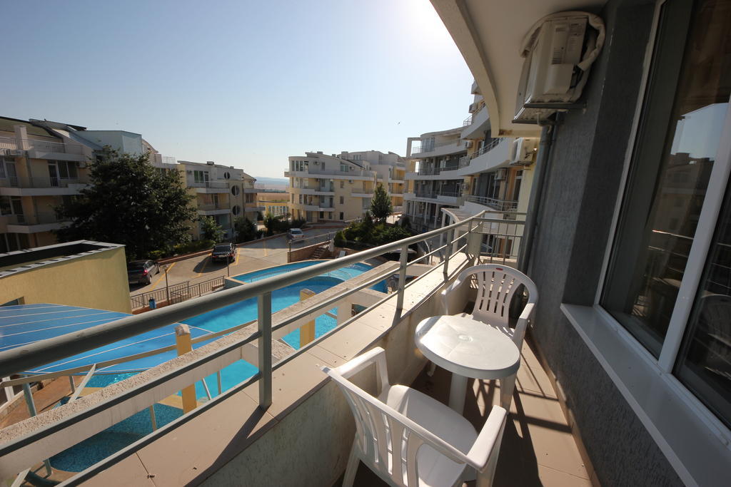 Menada Sunset Kosharitsa Apartments Exterior foto